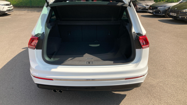 Volkswagen Tiguan 2.0 TDi 150 4Motion R-Line 5dr Diesel Estate